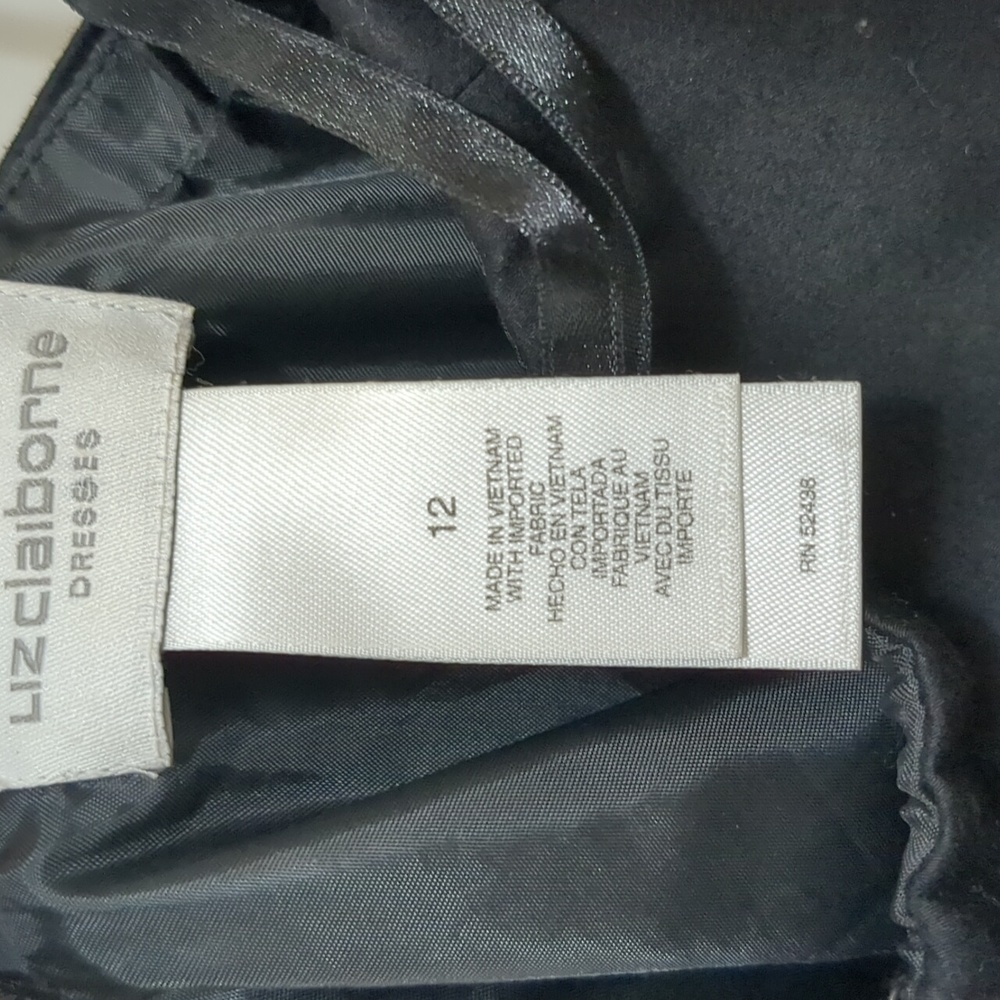 Liz Claiborne dress Size 12. New never worn with no tag. - Picture 3 of 4
